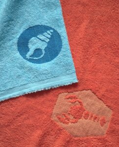 motif broderie éponge plage christelle beneytout
